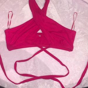 garage wrap around bra top - size medium💕💕